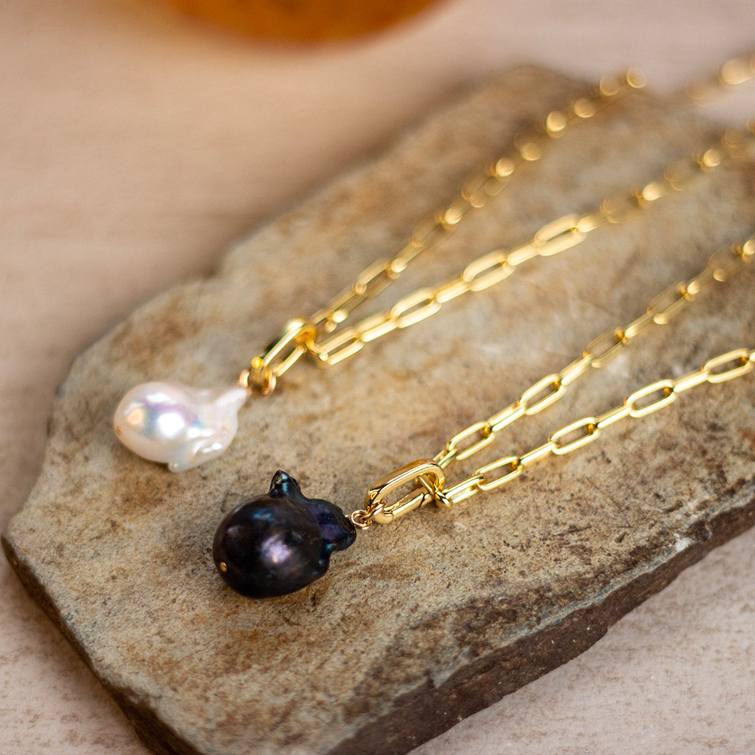 Top Black Onyx and White Freshwater Pearls accented with Goldfilled Chain 70mm French Barrette