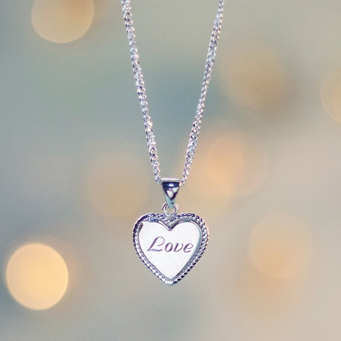 Engravable Heart Necklace | Silver