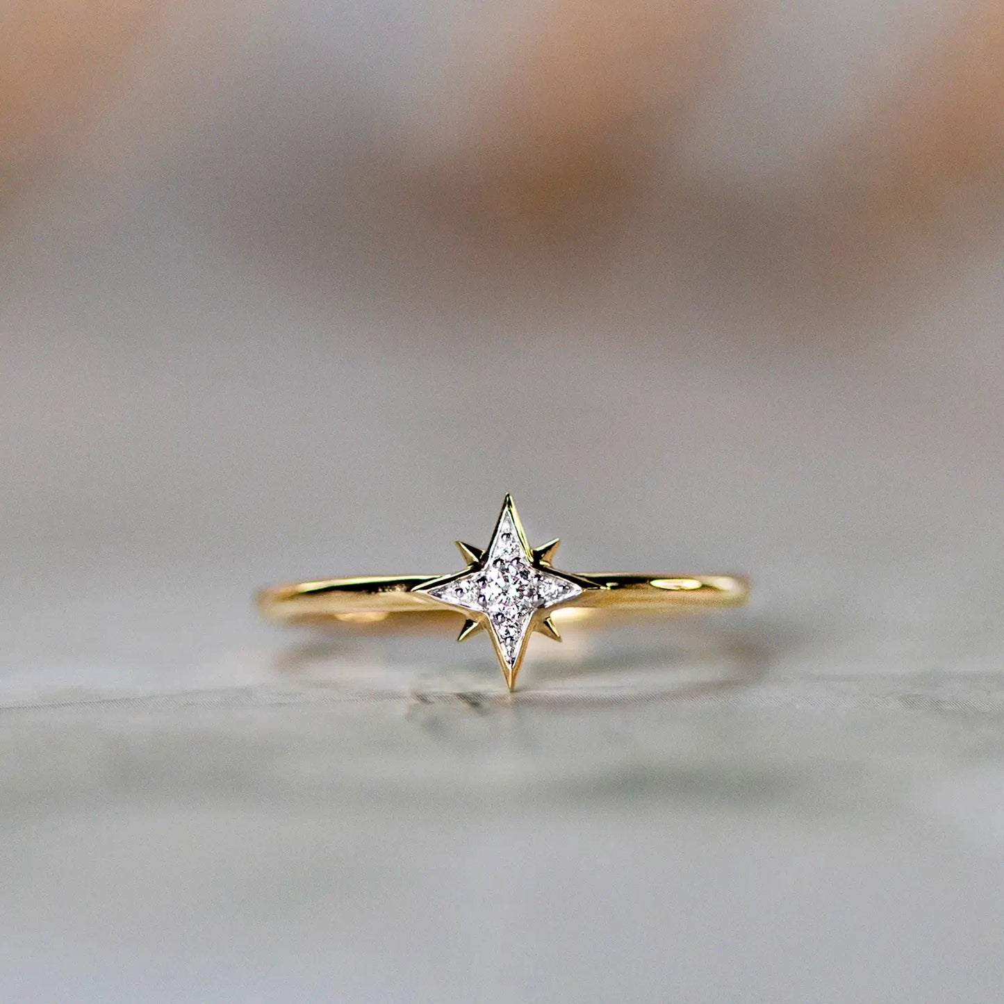 diamond star solid gold ring