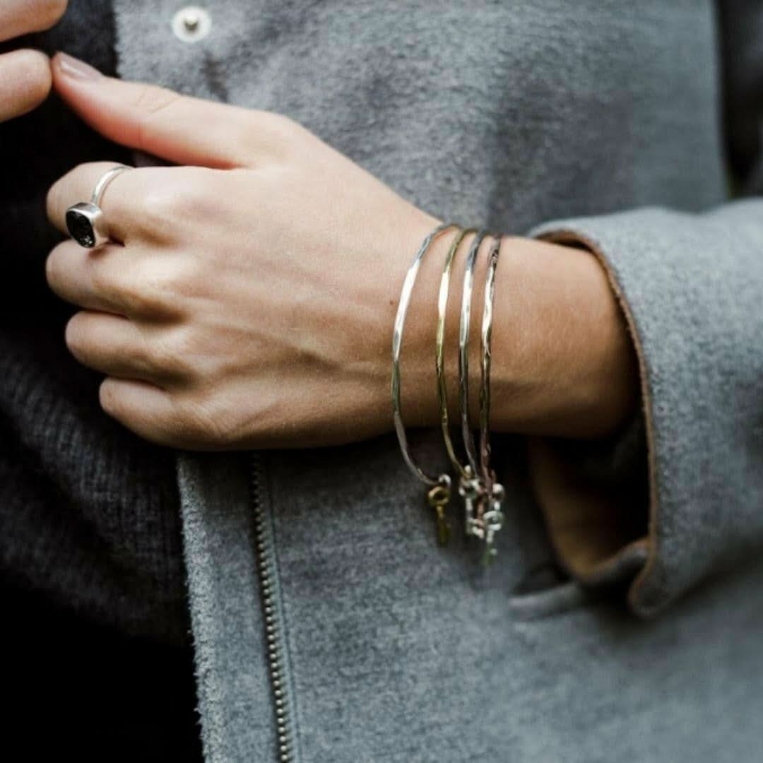 Silver on sale key bracelet